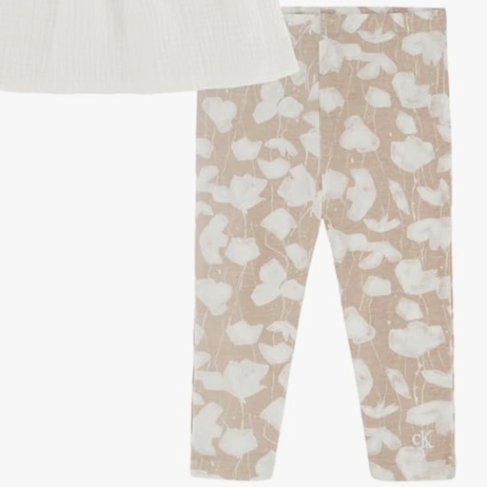 Calvin Klein Matching Set - Picture 2 of 3